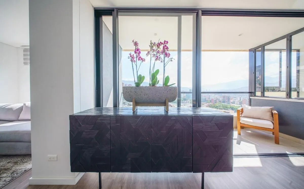 Luxury 2 Bedroom Highrise Apt 5 Min From Provenza Medellín Appartement