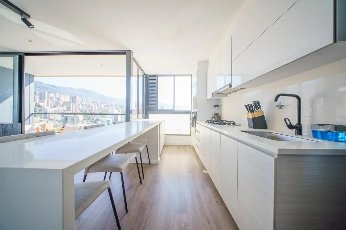 Appartement Luxury 2 Bedroom Highrise Apt 5 Min From Provenza Medellín