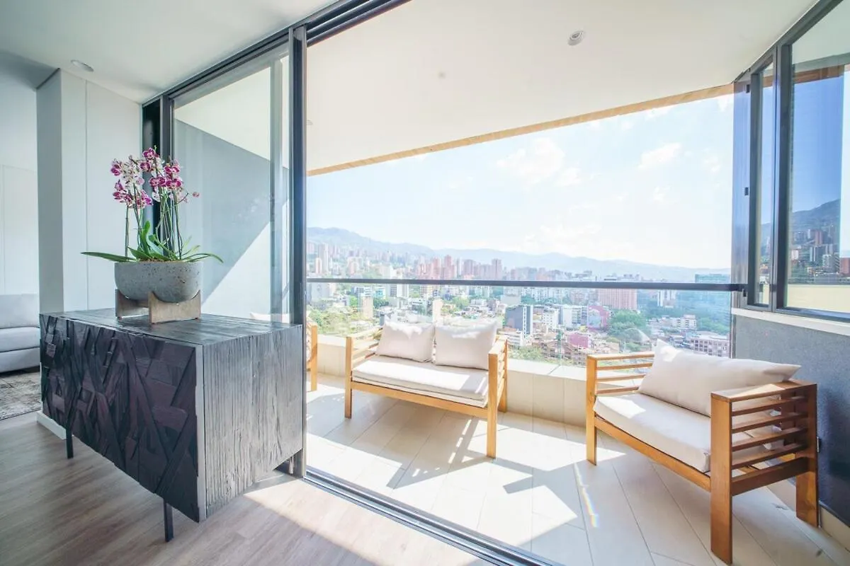 Luxury 2 Bedroom Highrise Apt 5 Min From Provenza Medellín Appartement