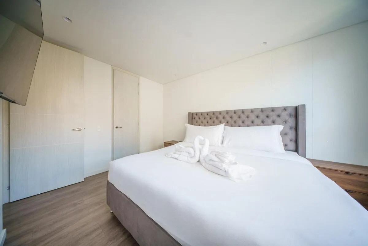 Daire Luxury 2 Bedroom Highrise Apt 5 Min From Provenza Medellín