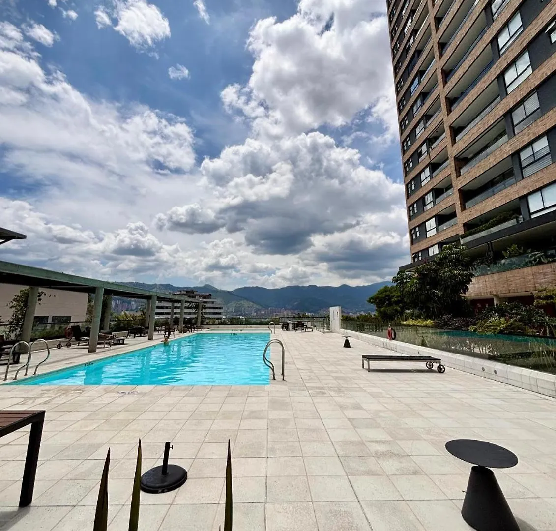 Luxury 2 Bedroom Highrise Apt 5 Min From Provenza Medellín Daire