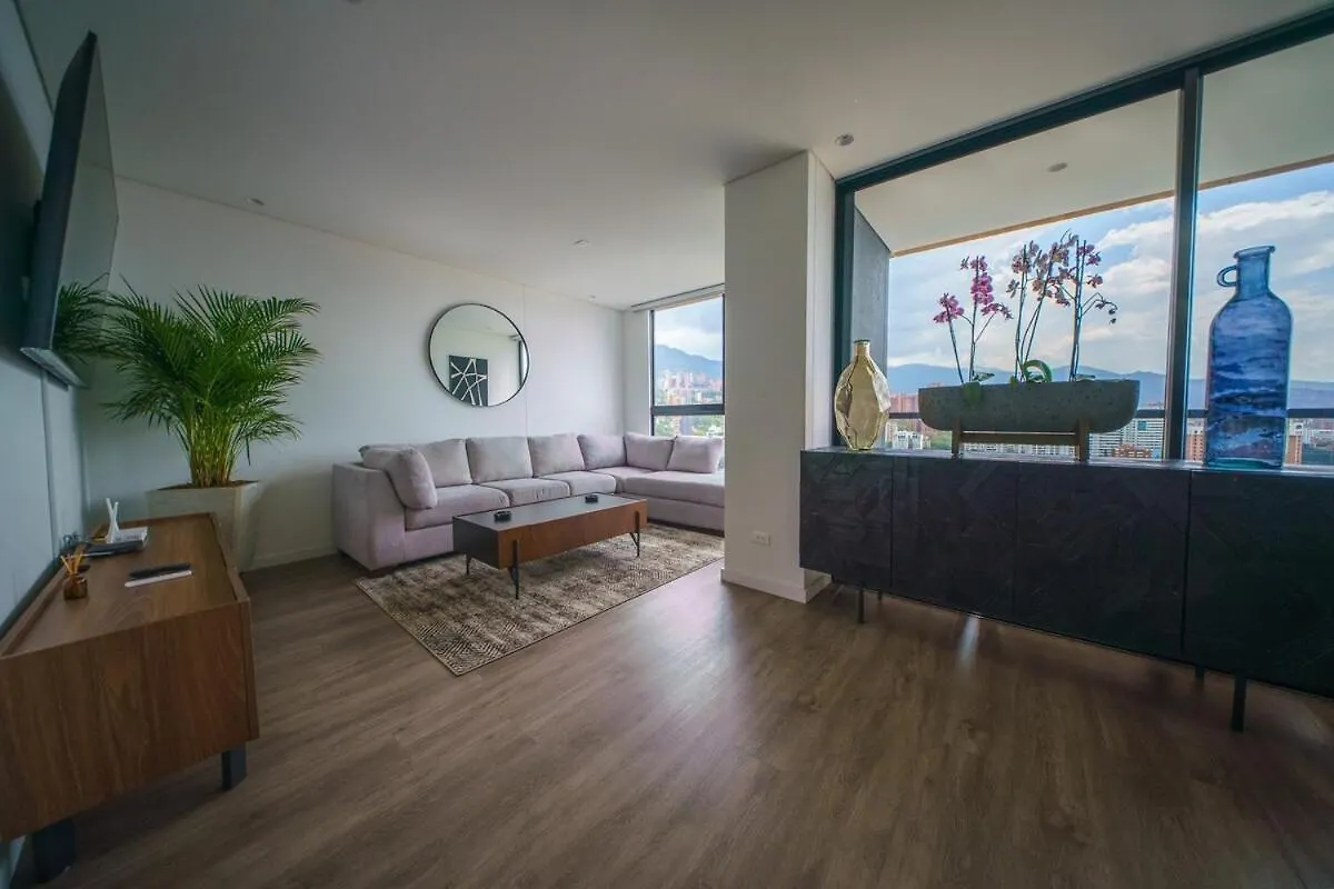 Luxury 2 Bedroom Highrise Apt 5 Min From Provenza 메딜린 콜롬비아